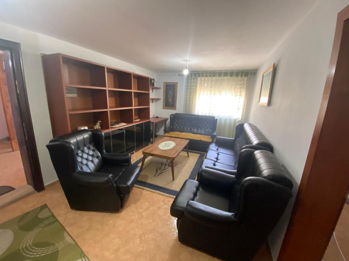 New Bazaar Apartment Tiranë Ngoại thất bức ảnh